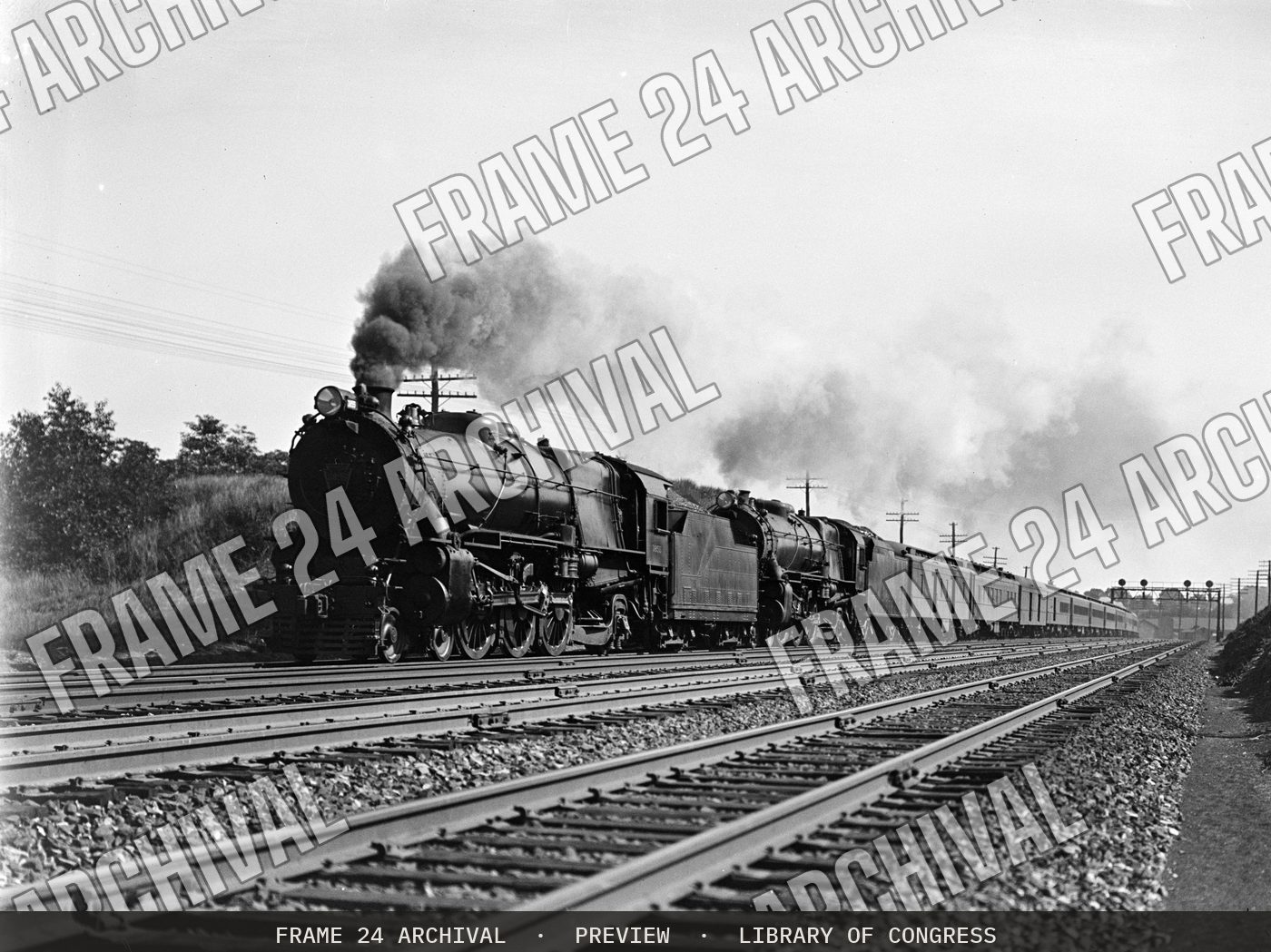 Pennsylvania Railroad : Locomotive PRR 3855 (1934), restored vintage black and white photograph